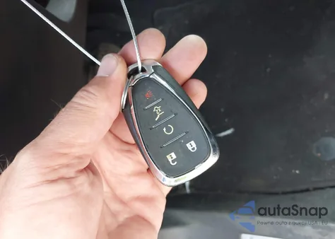 2019 Chevrolet Equinox Premier from USA, damaged, VIN 3GNAXYEX4KS648707